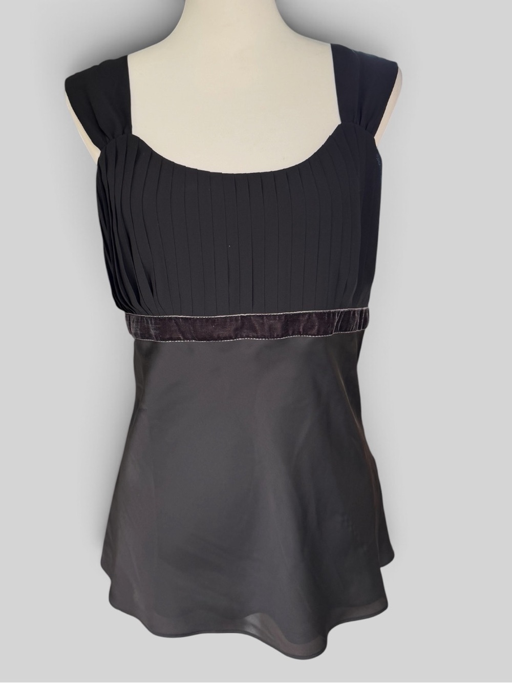 Black Pleated Chiffon Velvet Trim Y2K Top Size 12